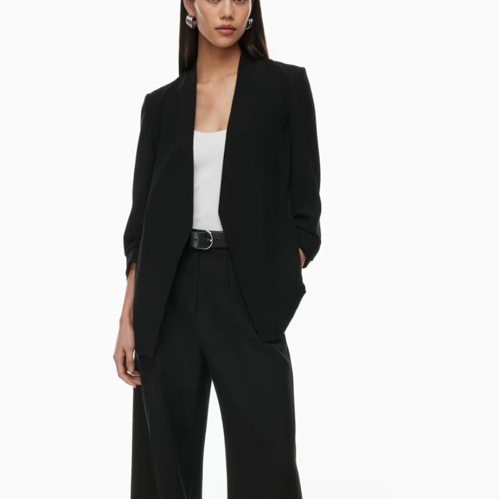 Aritzia Power Blazer in Black Size 4